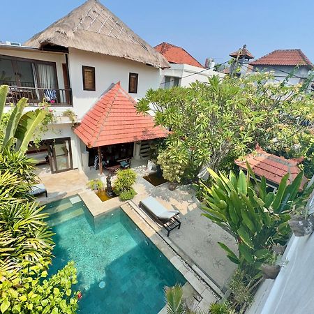 Villa Carissa Seminyak Centre, Bali By Le Ciel Hospitality Buitenkant foto