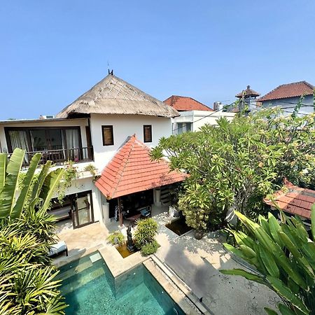 Villa Carissa Seminyak Centre, Bali By Le Ciel Hospitality Buitenkant foto