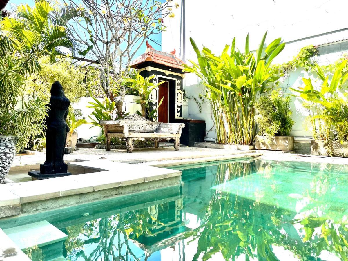 Villa Carissa Seminyak Centre, Bali By Le Ciel Hospitality Buitenkant foto
