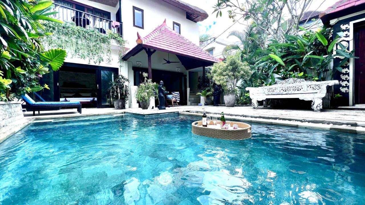 Villa Carissa Seminyak Centre, Bali By Le Ciel Hospitality Buitenkant foto
